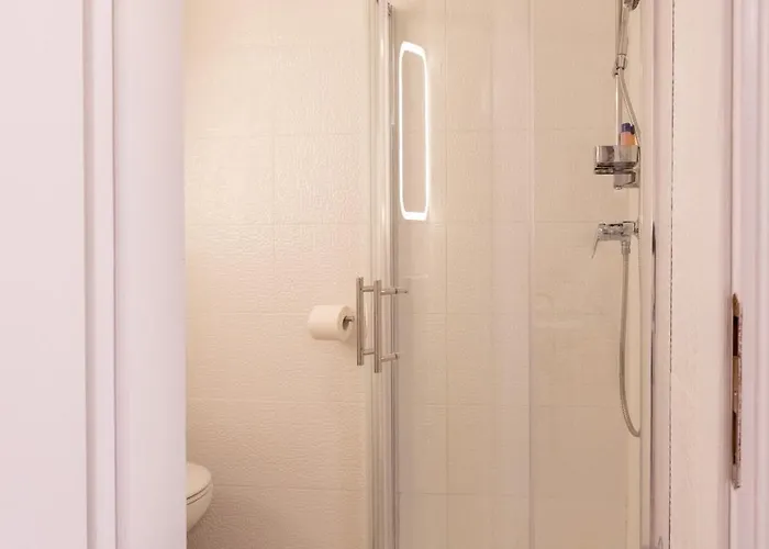 公寓 Nesso Modern Heritage Loft 罗维尼