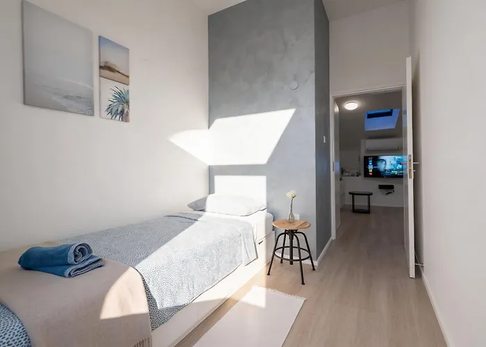 Apartment Nesso Modern Heritage Loft